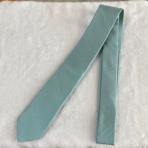 J Crew Factory men’s silk green tie